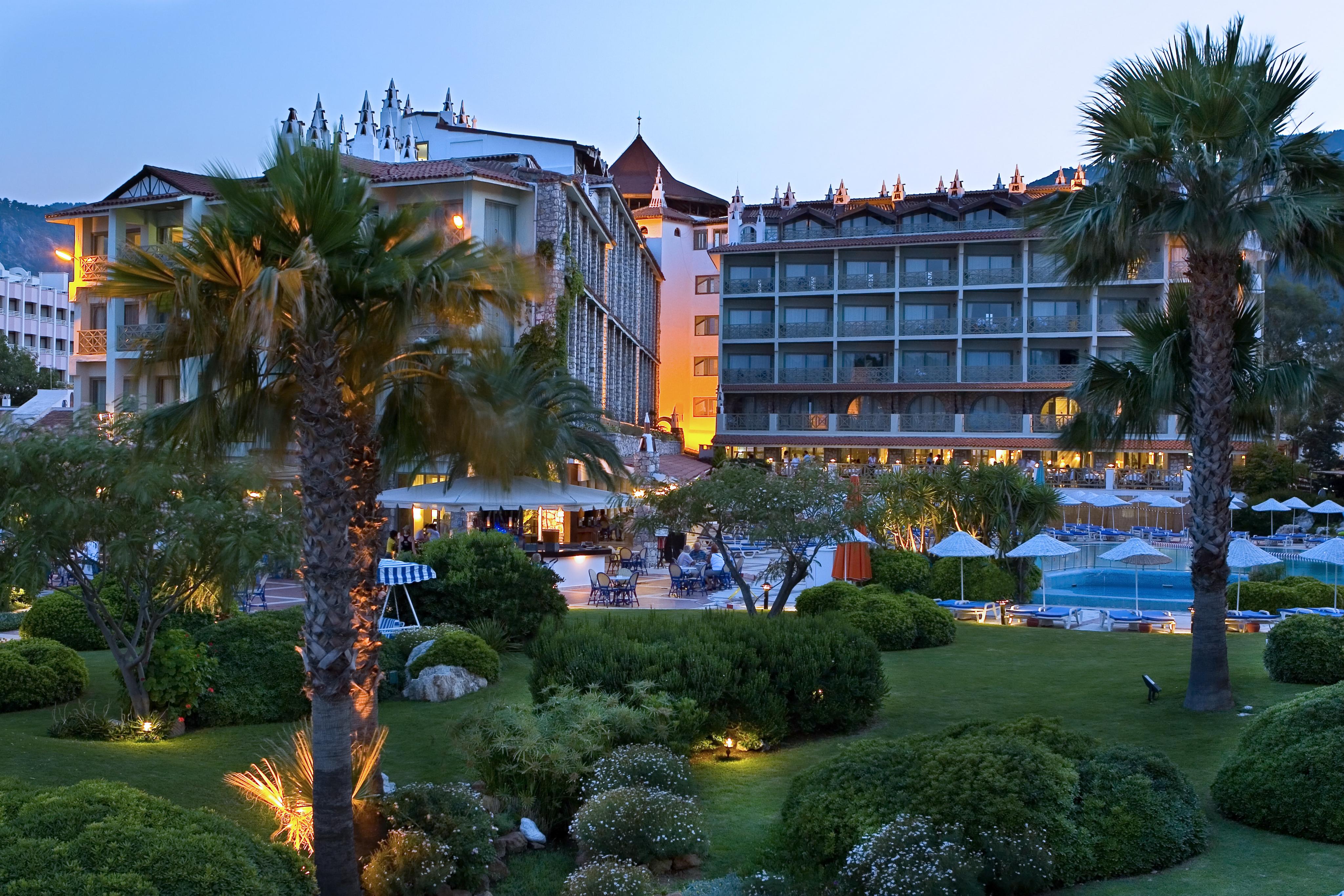 Marti La Perla - Adult Only+16 Complex 4*