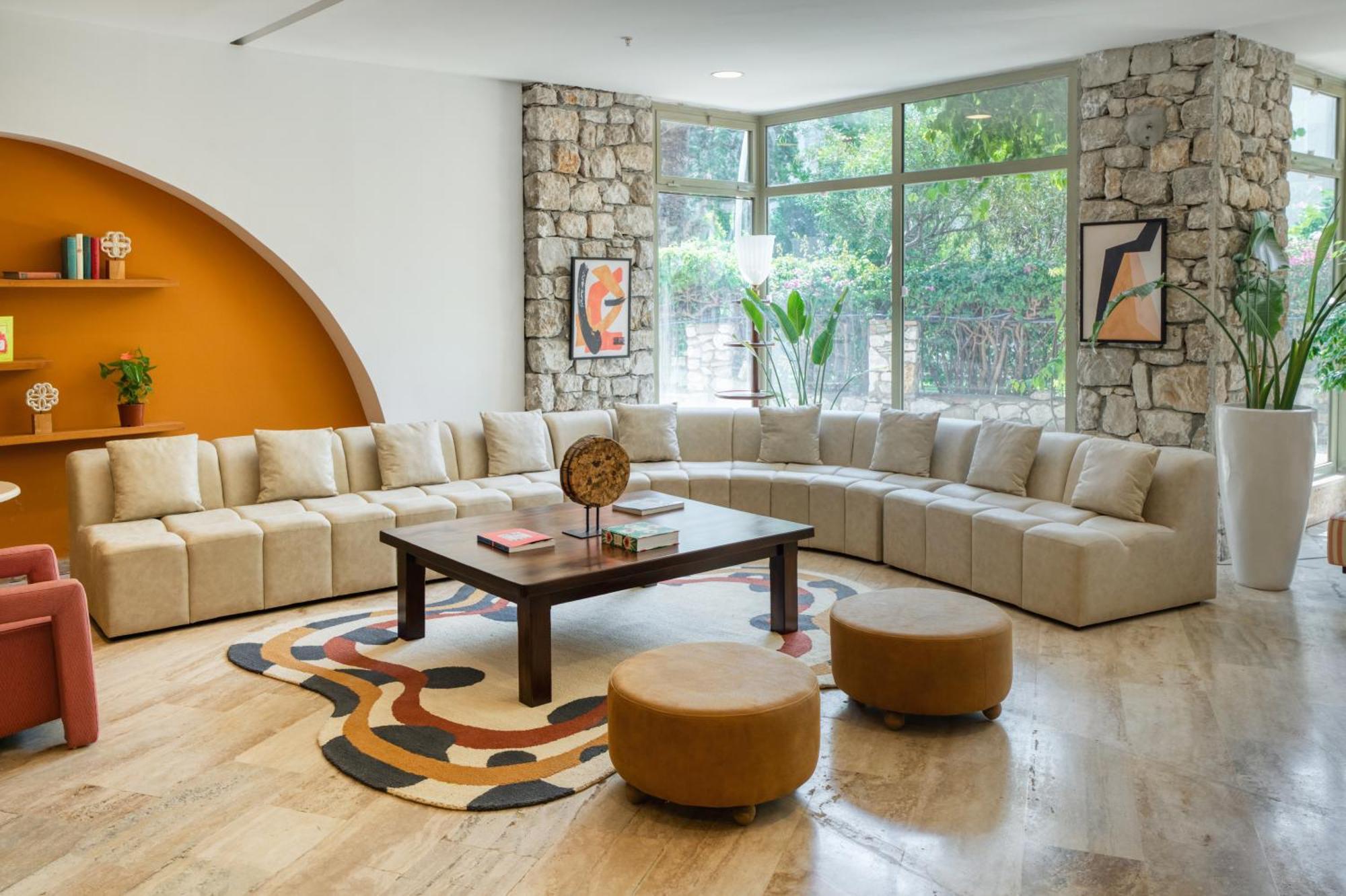 Complex Marti La Perla - Adult Only+16